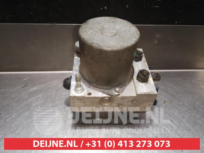 Gebruikte ABS Pomp Hyundai Grandeur 3.3 V6 24V Prijs € 150,00 Margeregeling aangeboden door V.Deijne Jap.Auto-onderdelen BV