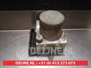 Hyundai Grandeur ABS pump O337452 photo 2