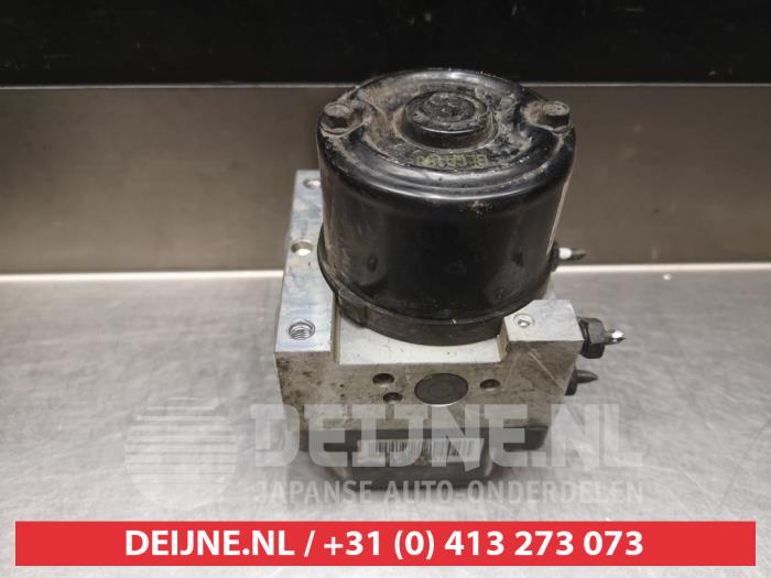 Kia Carens ABS pump O337855