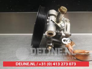 Mitsubishi Lancer Power steering pump O331491 photo 4