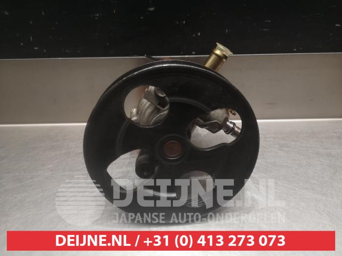 Gebruikte Servopomp Mitsubishi Carisma 1.8 GDI 16V Prijs € 25,00 Margeregeling aangeboden door V.Deijne Jap.Auto-onderdelen BV