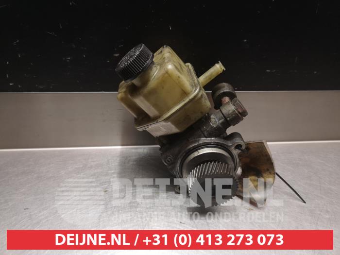 Gebruikte Servopomp Mazda 6 Sportbreak (GY19/89) 2.0 CiDT HP 16V Prijs € 40,00 Margeregeling aangeboden door V.Deijne Jap.Auto-onderdelen BV