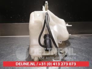 Mazda MX-5 Front windscreen washer reservoir O340387 photo 3