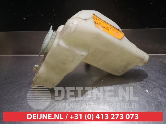Mazda MX-5 Scheibensprühertank vorne O340385