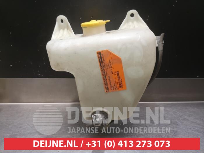 Mazda RX-8 Ruitensproeiertank voor O340410