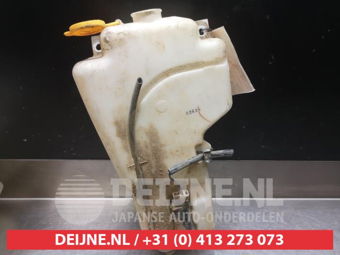 Mazda B-Serie Front windscreen washer reservoir O340401