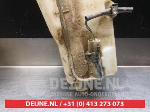 Mazda B-Serie Scheibensprühertank vorne O340401 foto 2