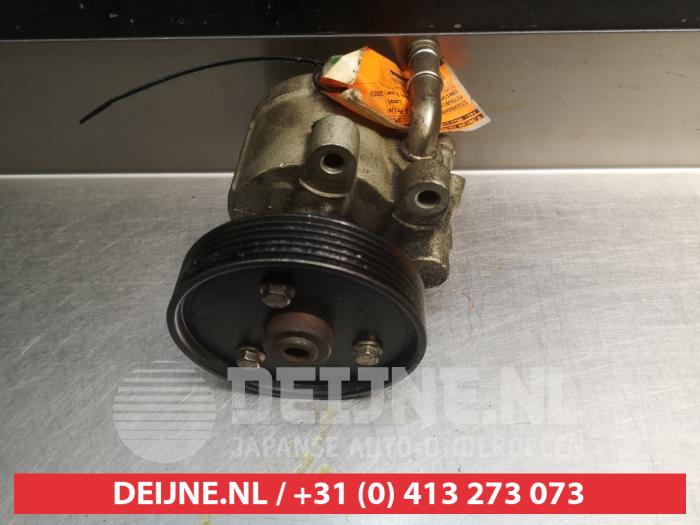 Gebruikte Pomp Servo Mitsubishi Carisma 1.9 TD Prijs € 25,00 Margeregeling aangeboden door V.Deijne Jap.Auto-onderdelen BV