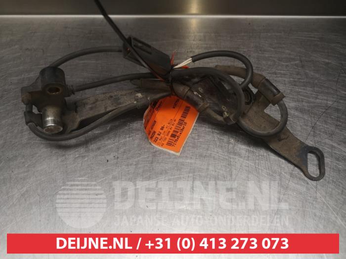 Mazda 323 ABS-Sensor O327082