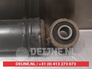 Mitsubishi Pajero Schokdemper links-achter O378639 foto 3