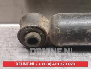 Mitsubishi Pajero Schokdemper rechts-achter O379555 foto 2