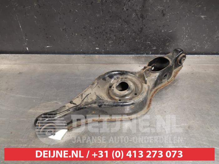 Mitsubishi Outlander Draagarm rechts-achter O384564
