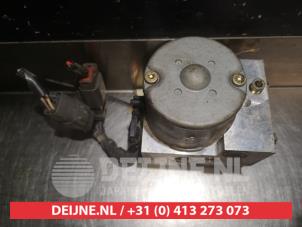 Gebruikte ABS Pomp Mazda MX-5 (NB18/35/8C) 1.6i 16V Prijs € 50,00 Margeregeling aangeboden door V.Deijne Jap.Auto-onderdelen BV