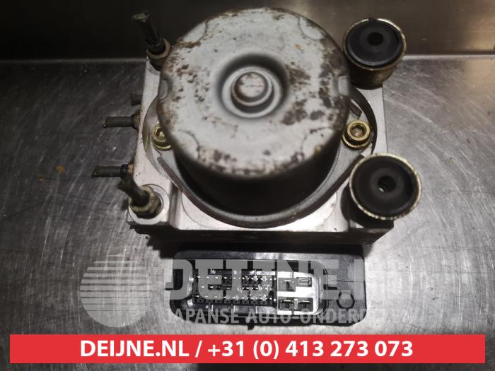 Gebruikte ABS Pomp Mazda Demio (DW) 1.5 16V Prijs € 50,00 Margeregeling aangeboden door V.Deijne Jap.Auto-onderdelen BV
