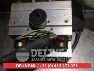 Mazda Demio ABS Pumpe O337252 foto 4