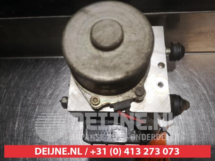 Mitsubishi Galant ABS Pumpe O338016