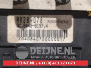 Mitsubishi Galant ABS Pomp O338017 foto 4