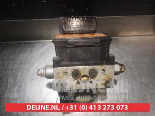 Gebruikte ABS Pomp Mazda RX-8 (SE17) 1.3 Renesis Prijs € 50,00 Margeregeling aangeboden door V.Deijne Jap.Auto-onderdelen BV
