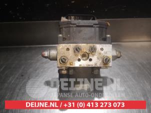 Gebruikte ABS Pomp Mazda RX-8 (SE17) 1.3 Renesis HP Prijs € 50,00 Margeregeling aangeboden door V.Deijne Jap.Auto-onderdelen BV