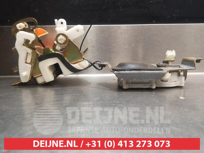 Mitsubishi Pajero Deurslot Mechaniek 4Deurs rechts-achter O281669