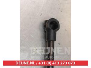 Toyota Prius Rear gas strut, left O294384 photo 2