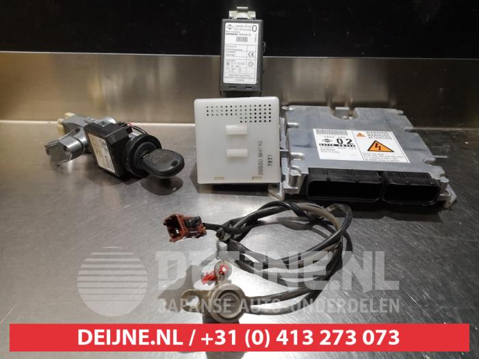 Nissan X-Trail Computer Motormanagement O344570