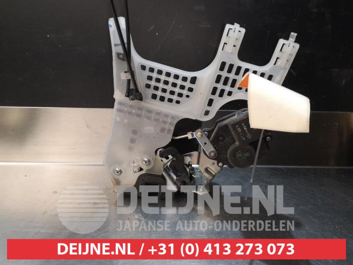 Hyundai Tucson Deurslot Mechaniek 4Deurs links-achter O280052
