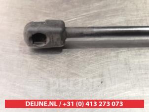 Hyundai IX35 Rear gas strut, right O294691 photo 3