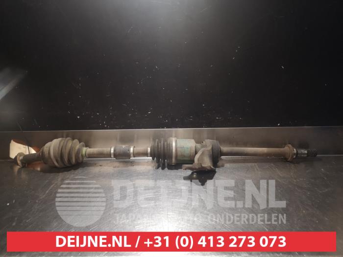 Mazda 323 Antriebswelle rechts vorne O318909