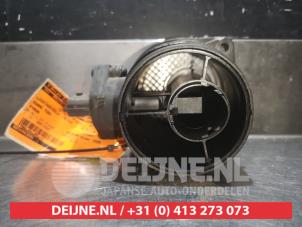 Gebruikte Luchthoeveelheidsmeter Ssang Yong Kyron 2.0 M 200 Xdi 16V 4x2 Prijs € 25,00 Margeregeling aangeboden door V.Deijne Jap.Auto-onderdelen BV