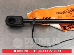 Kia Venga Rear gas strut, right O294965 photo 2