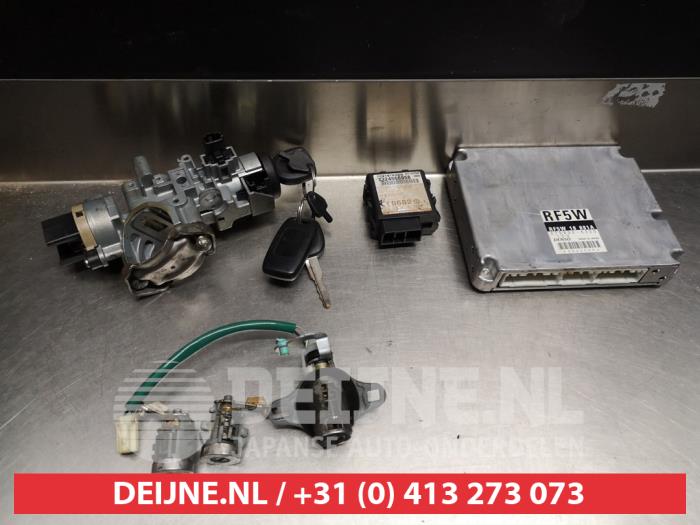 Mazda Premacy Schlossset Zylinder (komplett) O277779