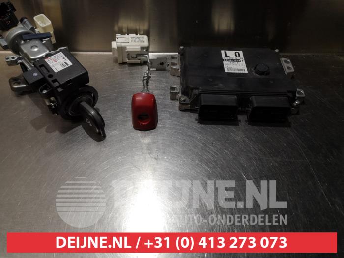 Suzuki SX-4 Slotenset Cilinder (compleet) O278620