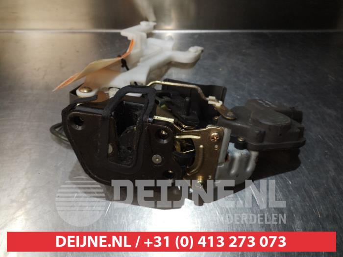 Hyundai Santafe Deurslot Mechaniek 4Deurs links-achter O280028