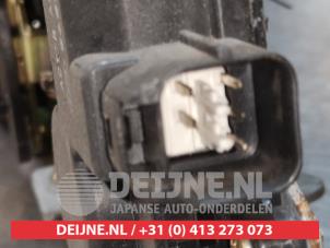 Hyundai Santafe Türschlossmechanik 4-türig links hinten O280028 foto 3
