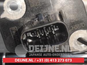 Mazda 2 Airflow meter O342417 photo 3