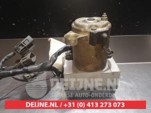 Nissan Micra ABS Pomp O337500 foto 4