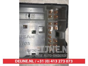 Nissan Micra Multi-functional window switch O311716 photo 2