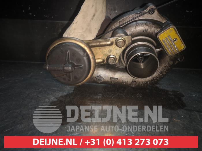 Nissan Almera Turbo O365702