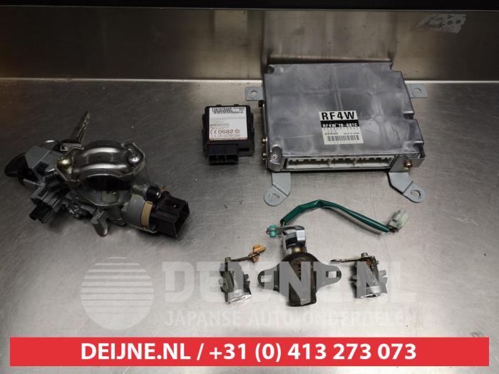 Mazda Premacy Steuergerät Motormanagement O344143