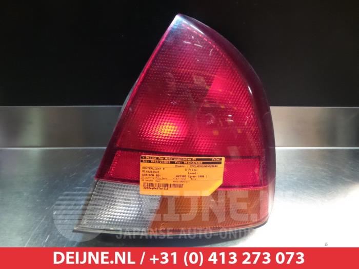 Mitsubishi Carisma Achterlicht rechts O299698