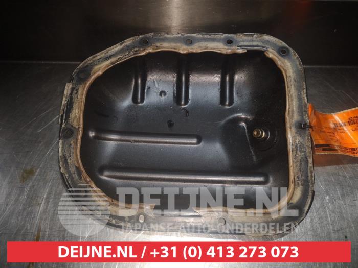 Gebruikte Carterpan Toyota Yaris (P1) 1.4 D-4D Prijs € 50,00 Margeregeling aangeboden door V.Deijne Jap.Auto-onderdelen BV