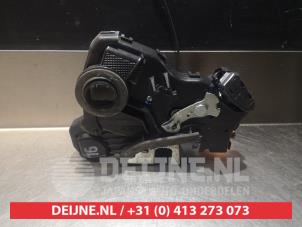 Toyota Hilux Deurslot Mechaniek 2Deurs links O279113 foto 3