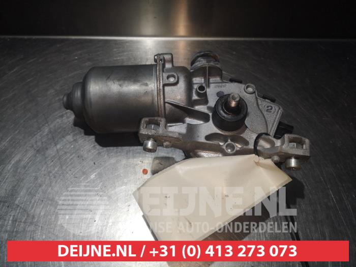 Toyota Hilux Ruitenwissermotor voor O349332