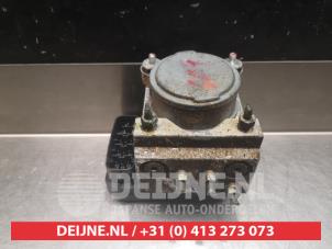 Toyota Hilux ABS Pumpe O338441 foto 4