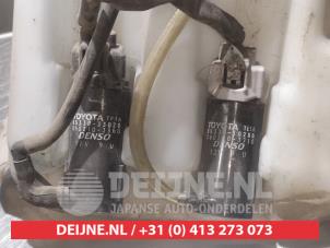 Toyota Funcruiser Scheibensprühertank vorne O340884 foto 3