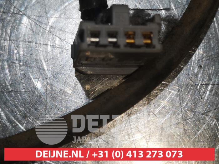 Lambda Sonde van een Toyota RAV4 (A2) 2.0 16V VVT-i 4x4 2004