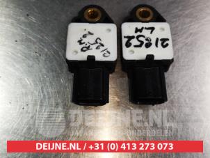 Toyota Yaris Airbag-Sensor O334547 foto 2