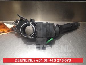 Toyota Verso-S Light switch O307518 photo 2