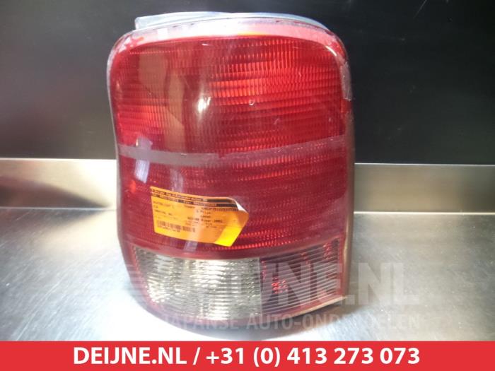 Kia Carnival Achterlicht links O297968